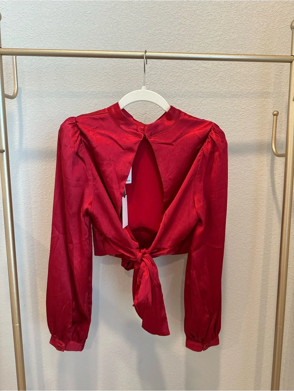 Astr Red Long-Sleeve Tie-Back Blouse